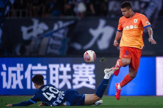 DBGame-【中超】达兰进球无效伊万现场观赛 泰山0比0平三镇